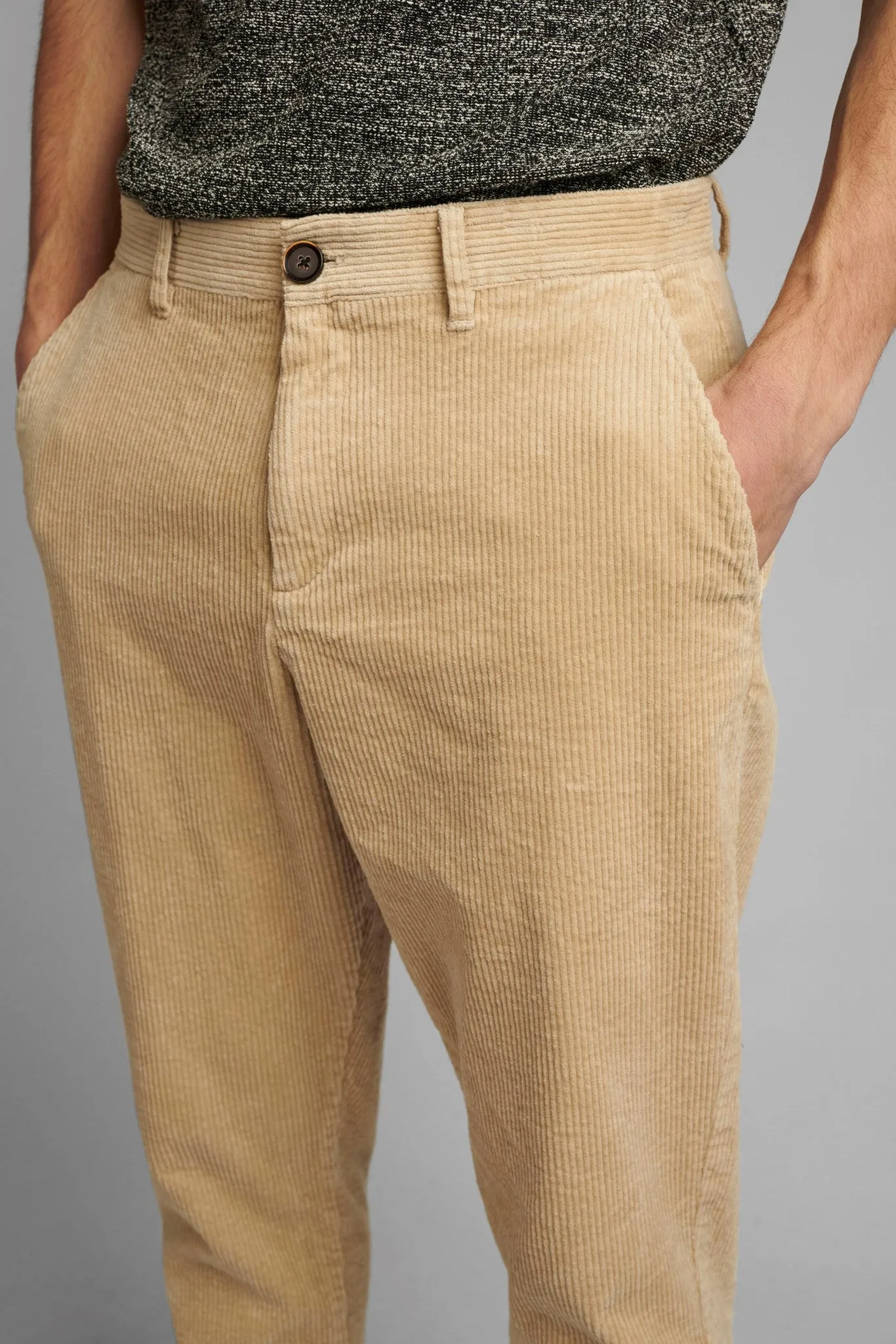 AKJULIUS CORD PASPEL PANT - Brown Rice