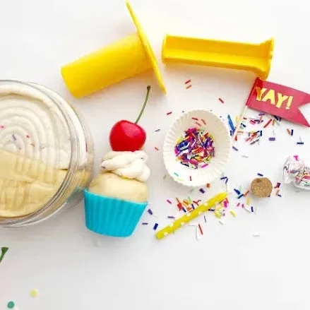 Cupcake Sensory Play Dough Kit