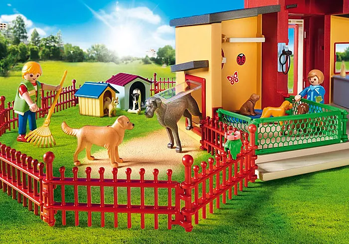 Playmobil Tiny Paws Pet Hotel